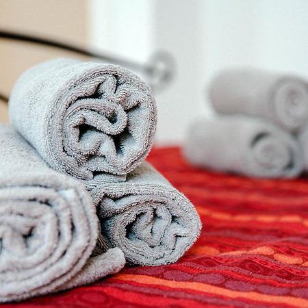 Dodo Red - The House Of Travelers Apartamento Como Exterior foto